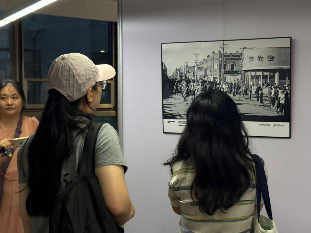 Фотовыставка проекта "Освобождение. Мир народам" в Пекине
Фотовыставка проекта "Освобождение. Мир народам" в Пекине
- “今日俄罗斯”国际通讯社, 1180, 10.09.2025